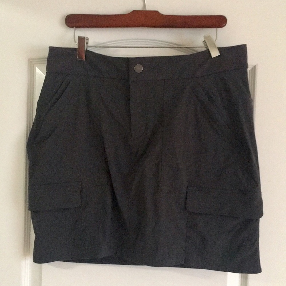 Athlete Trekkie Skort - Black